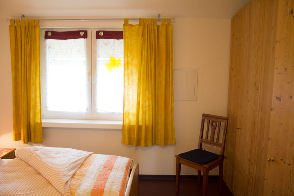 Unteres Schlafzimmer (1) rechte Wohnung | Ferienwohnung Sonnenhof Weidenhausen